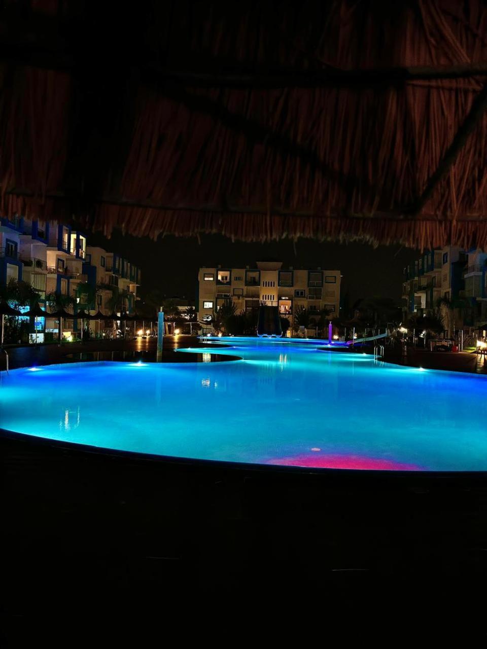 Superbe Appartement Au Centre De Cabo Negro En Residence Avec Piscines Et Tobogan Bagian luar foto